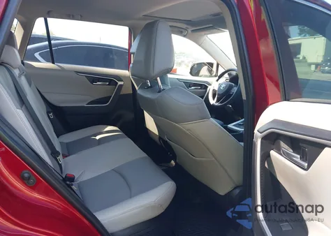 2025 Toyota Rav4 Xle Premium from USA, damaged, VIN 2T3B6RFV5SW086662